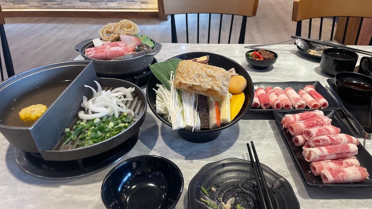 六扇門時尚湯鍋-台南仁安店 照片 6