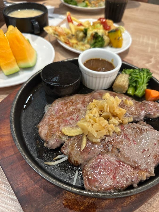 牛室炙燒牛排 BEEFHOUSE 台南海安店 照片 6