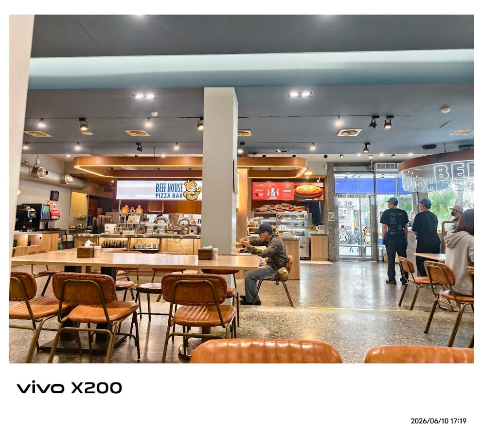 牛室炙燒牛排 BEEFHOUSE 台南海安店 照片 3