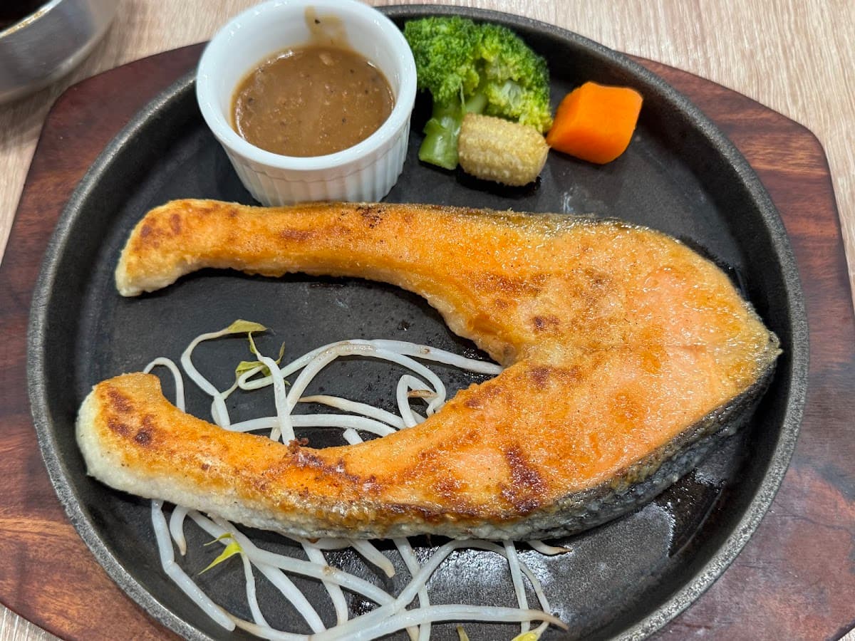牛室炙燒牛排 BEEFHOUSE 台南海安店 照片 7