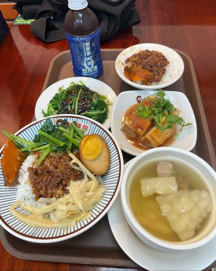 鬍鬚張魯肉飯 新店民權店 照片 4
