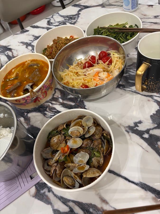 貨櫃碼頭海鮮主題餐廳 照片 5