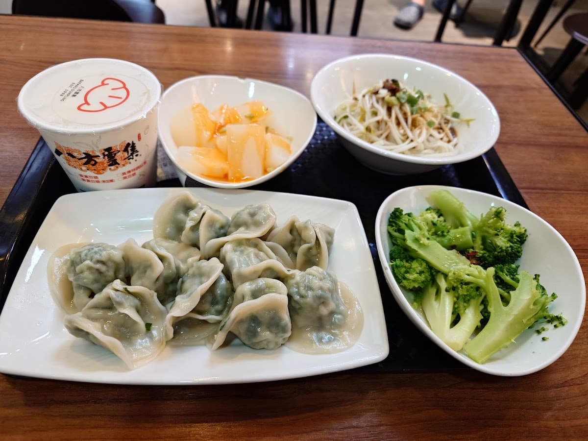 八方雲集 (台南東安店) 照片 4