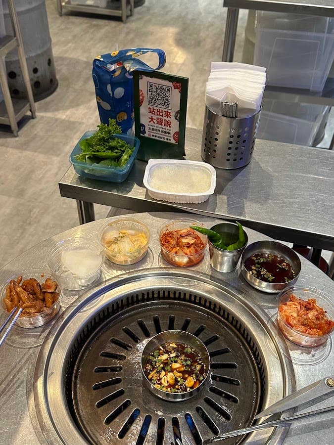 新村站著吃烤肉 台北市府店 照片 4