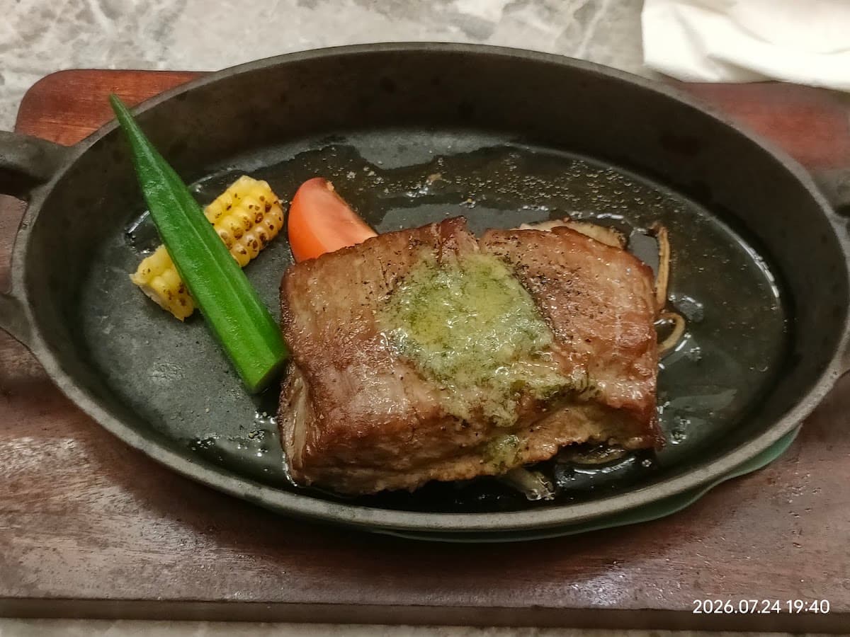 西堤牛排 桃園南華店 照片 8